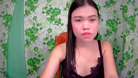 lovemae352295 online show from December 25, 3:49 am