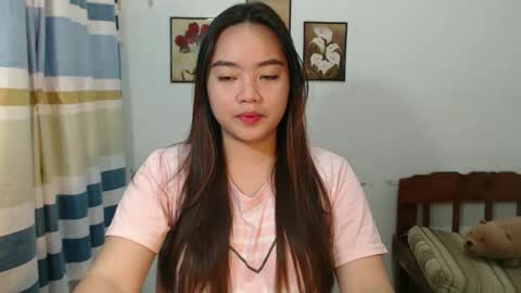 lovvvable_yoj online show from December 19, 1:24 am