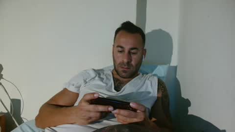 Luca237bigcock online show from January 8, 11:14 pm