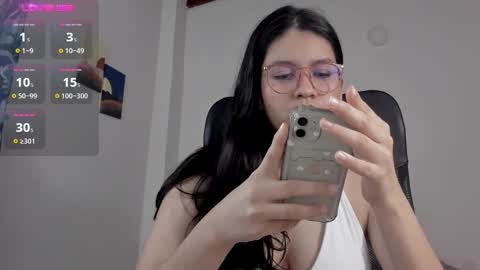 lucia_blanco online show from December 10, 9:23 pm