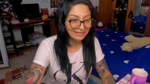 lucky_deniz online show from December 17, 12:55 pm