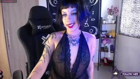 lucy meoww online show from November 29, 4:58 pm