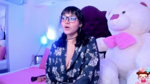 Instagramlucyluy10 online show from January 9, 5:35 am