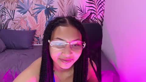 lucyy_kiss online show from January 4, 7:11 pm