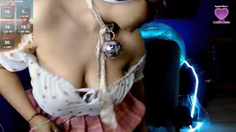 luisa_bunny online show from January 7, 7:05 pm