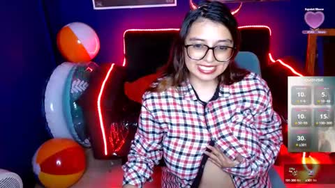 luisa_bunny online show from December 9, 9:26 pm