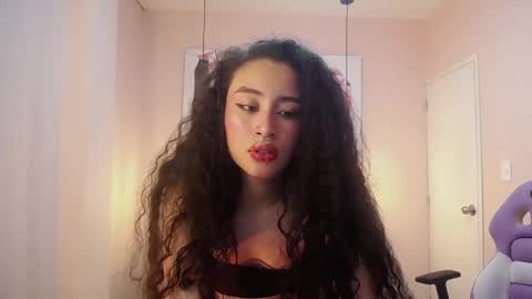 luna_meyer_1 online show from November 18, 10:55 pm