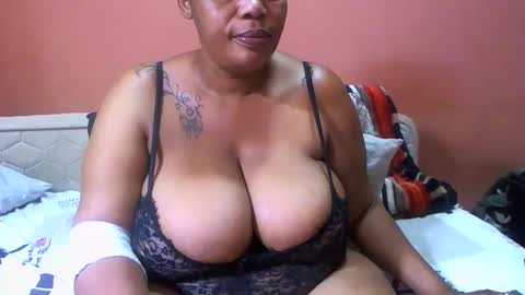 luvcandy85 online show from January 10, 4:54 am