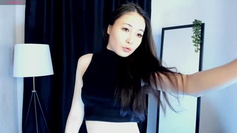 lyn_kali online show from December 14, 9:22 pm