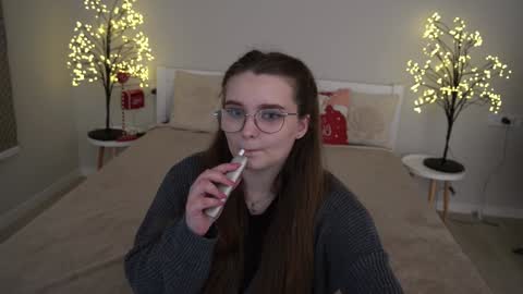 Emily online show from January 6, 2:52 pm