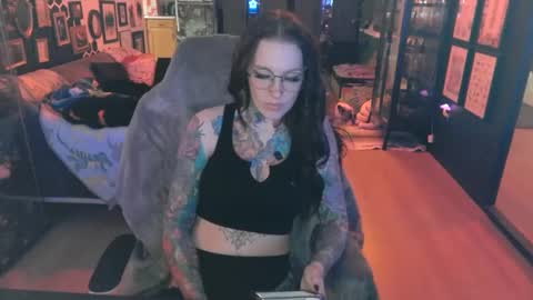 makaylamoonn online show from November 30, 11:17 pm