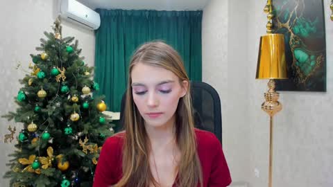 Chloe online show from December 30, 3:37 am