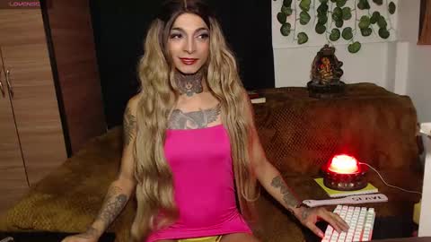 mariangel_tattoed_barbie online show from November 10, 11:24 pm