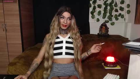 mariangel_tattoed_barbie online show from November 22, 11:34 pm