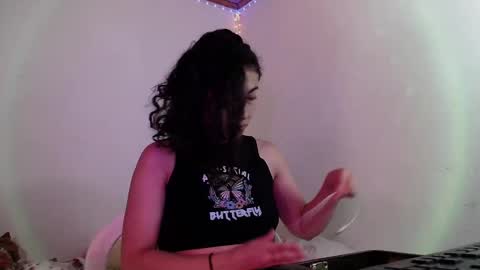 mary_jane_lovu online show from January 20, 9:23 pm