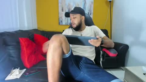 max_sexyhot26 online show from January 8, 3:08 am