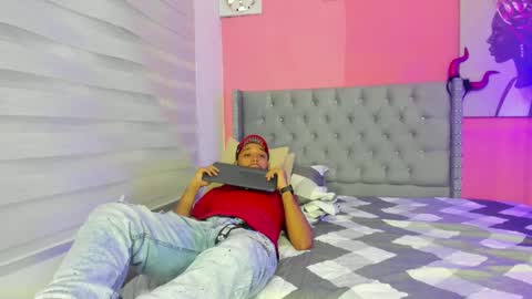 max_sexyhot26 online show from January 12, 3:18 am