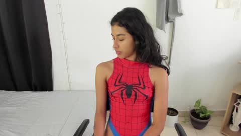 mazikeen_18 online show from January 6, 1:24 pm