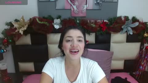 megan_wilss online show from December 16, 7:58 pm