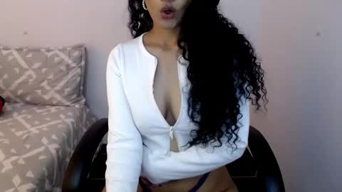 melinna706702 online show from December 18, 7:06 pm