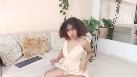 melisa_villa online show from January 10, 8:13 pm