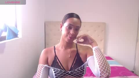 Miss Cruzxx online show from December 16, 7:14 pm