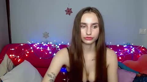 melisareu online show from December 27, 5:53 am