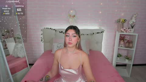 Meow Kirsten  online show from December 1, 12:48 pm