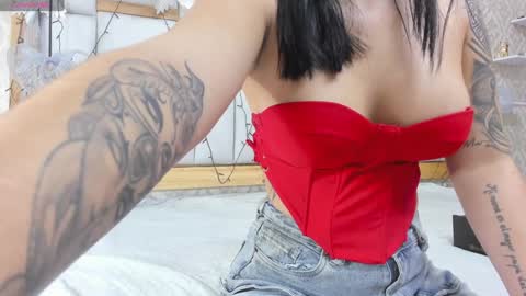 mia__megan online show from December 21, 11:55 am