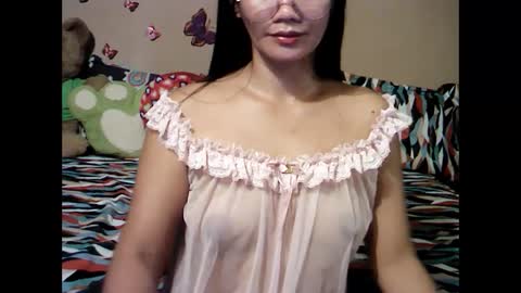 mia_rein online show from December 25, 1:58 pm