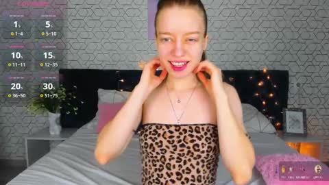 michelle_blond online show from January 4, 8:44 am