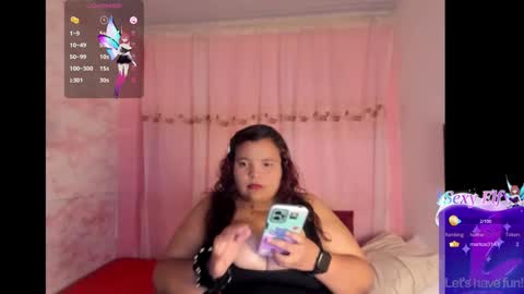 mila_cinnamon13 online show from November 16, 10:34 pm