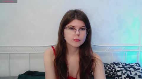 mila_magical online show from December 23, 2:04 am