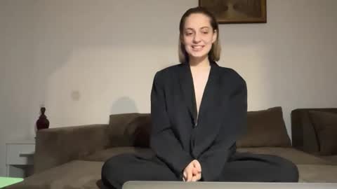 milana_miller13 online show from January 25, 11:12 pm