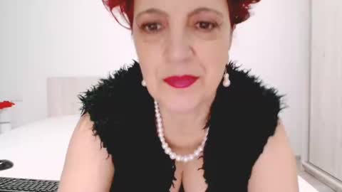 Milfsupreme online show from December 7, 12:18 pm