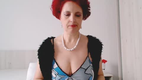 Milfsupreme online show from December 5, 12:31 pm