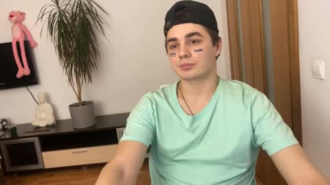 milky_m0use online show from November 26, 2:37 pm