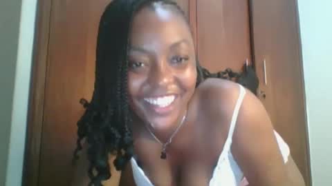 miss_dree online show from December 14, 4:18 pm