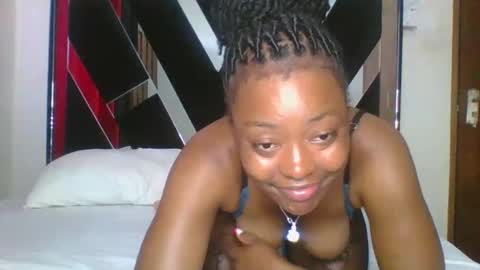 miss_dree online show from December 4, 6:38 am