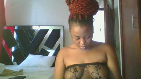 miss_dree online show from January 19, 11:49 am