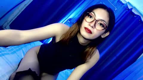 miss_hornydoll online show from December 14, 1:05 pm