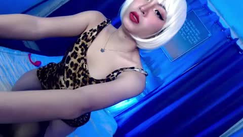 miss_hornydoll online show from December 8, 1:05 am