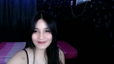 miss_innocent18 online show from January 3, 6:09 pm