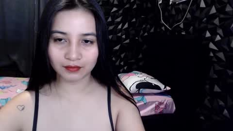 miss_innocent18 online show from November 26, 5:29 am