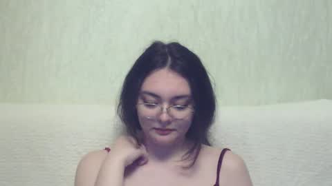 miss_mona_ online show from January 11, 6:39 pm