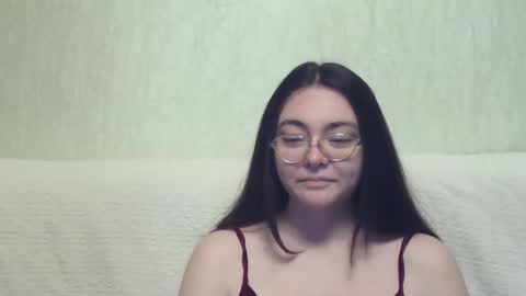 miss_mona_ online show from January 8, 3:08 am