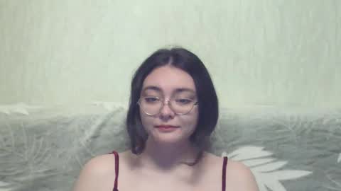 miss_mona_ online show from January 12, 2:38 pm