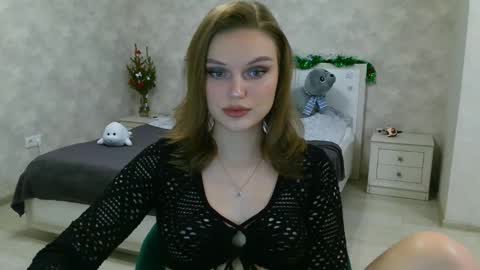 missmariat online show from January 6, 5:55 pm