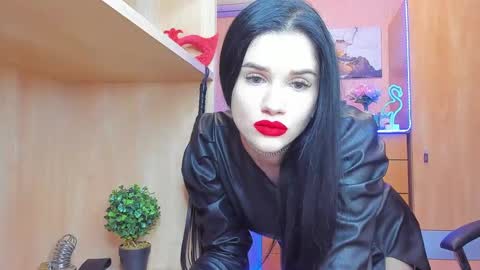 Mistress Kristi online show from November 14, 8:47 pm