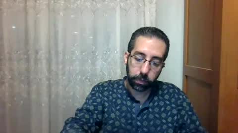 mmohsen_1985 online show from November 24, 10:39 pm